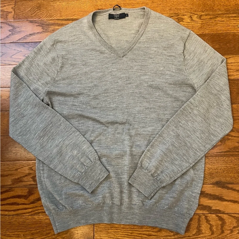 J. Crew Long Sleeve Merino Wool V-Neck Sweater Slim Fit Gray Men's Sz XL
